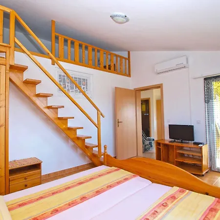Apartment Near In Valbandon-istrien 51711 Valbandon